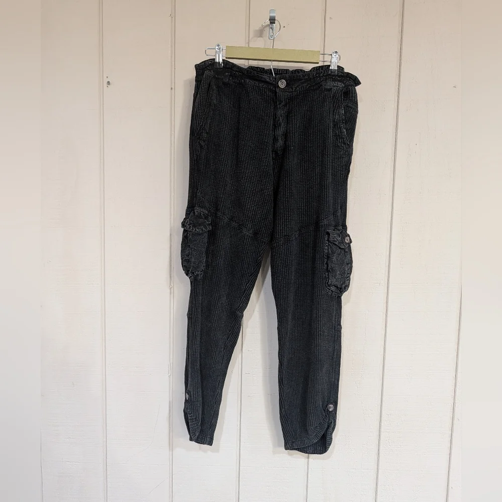 Free People ONE Frankie Thermal Cargo‎ Pants Black Waffle Knit Slouchy